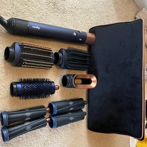 Like New Limited Edition Dyson Airwrap Set with travel bag